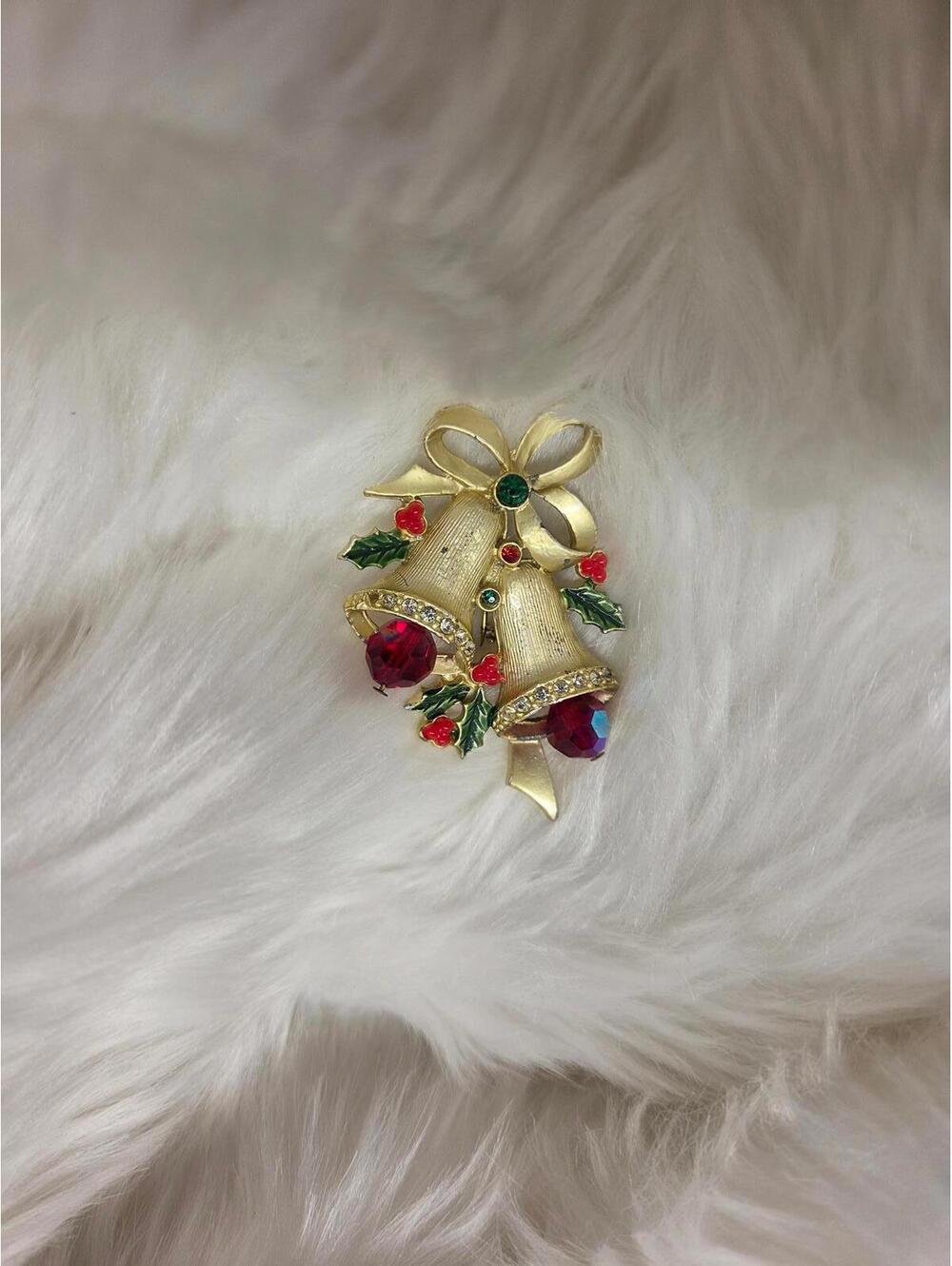 Vintage Holiday Christmas Bell Pin Brooch